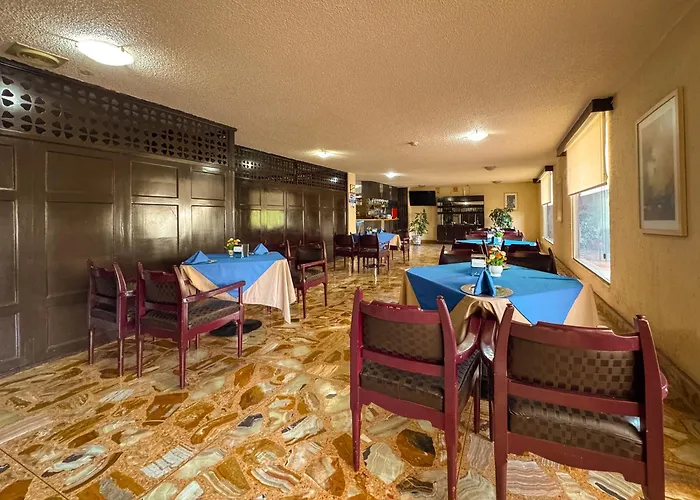 Montreal Hotel 4*